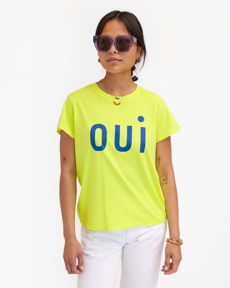 Clare V. Oui Classic Tee Neon Yellow wit Cobalt