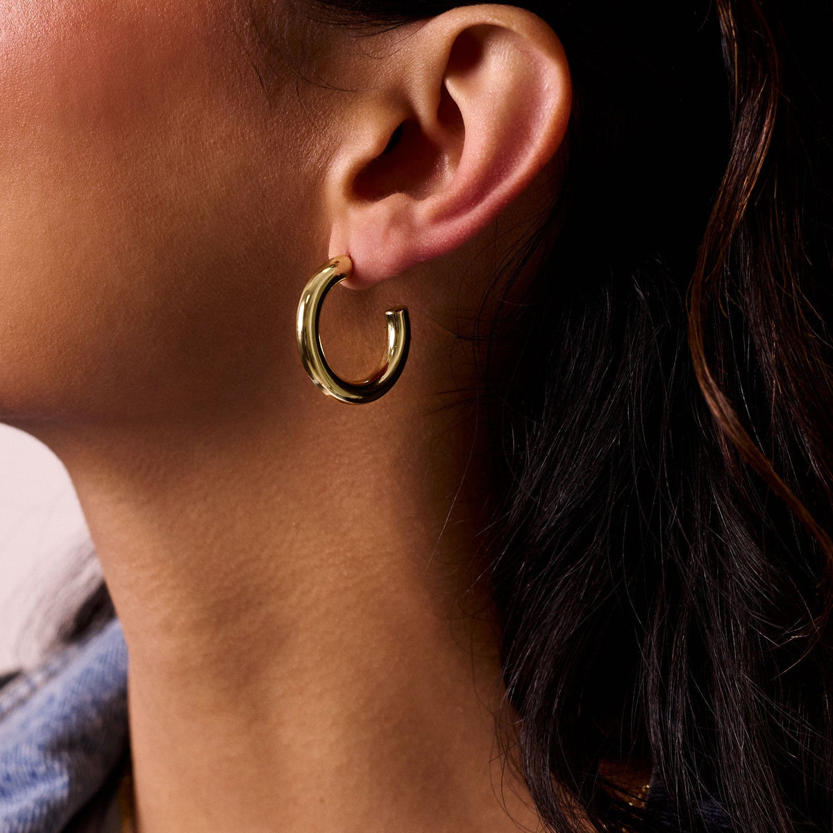 Electric Picks Holden Hoops