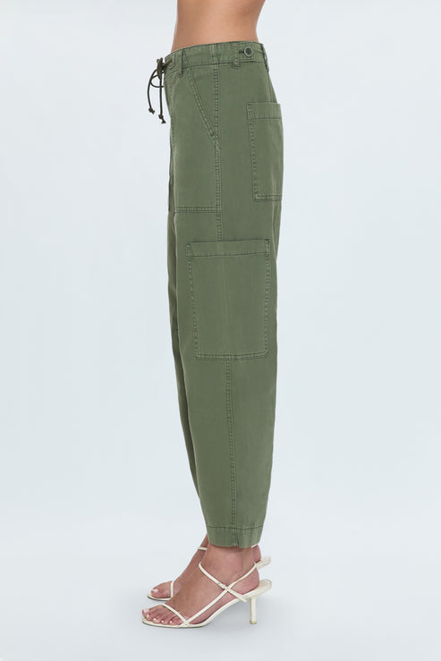 PISTOLA Sabrina Curved Utility Jean in Meadow