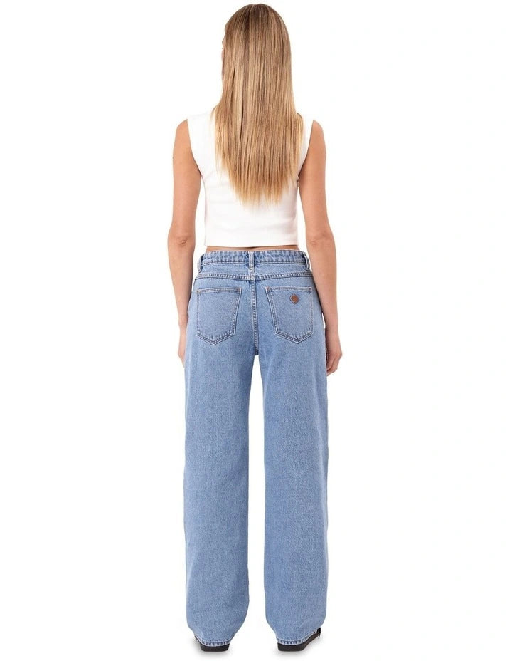 Abrand Jeans 95 Baggy in Gisele Tint Mid Blue