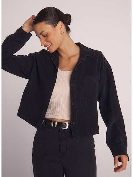 Bella Dahl Crop Pocket Button Down