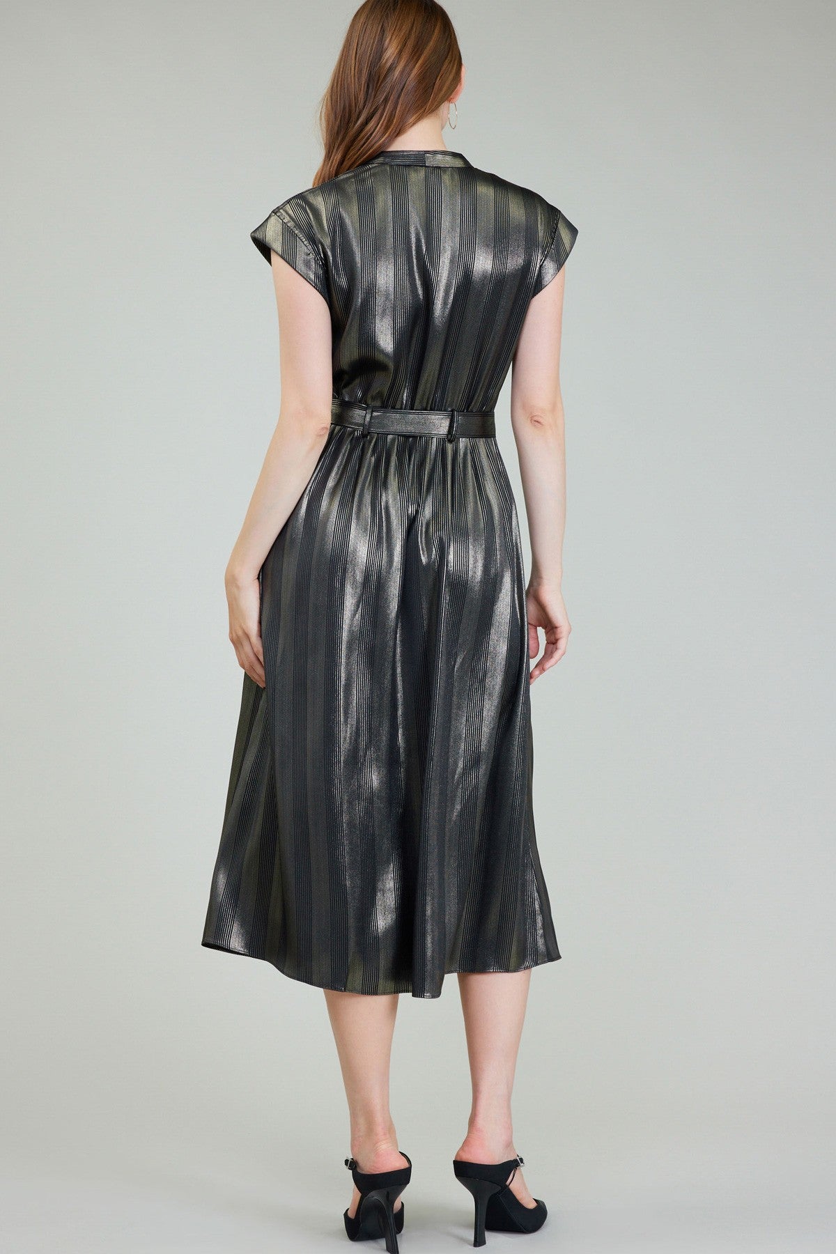 berlin satin midi dress NYLAND Berlin SS V-Neck Midi Dress