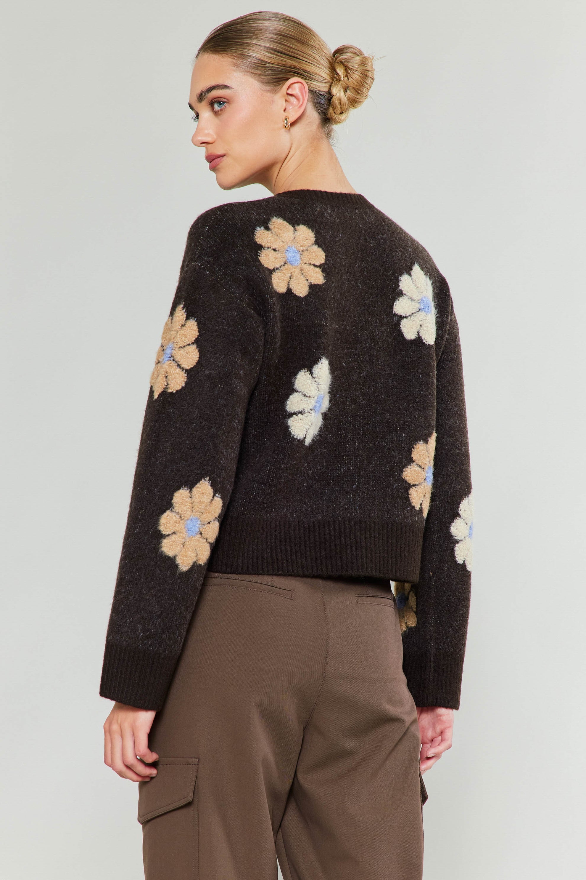 NYLAND Aster Flower Sweater Brown