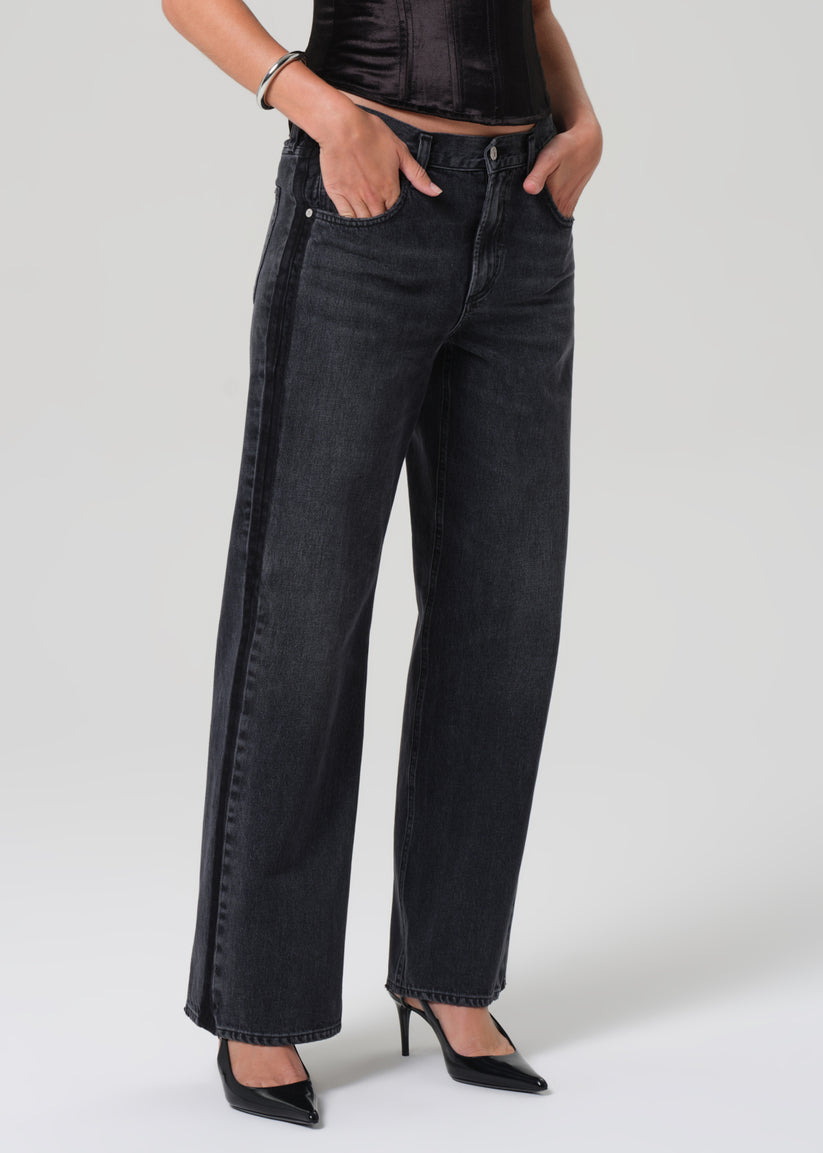 Citizens of Humanity Lindz Low Rise Easy Straight w/ Tuxedo Stripe  in Kuro