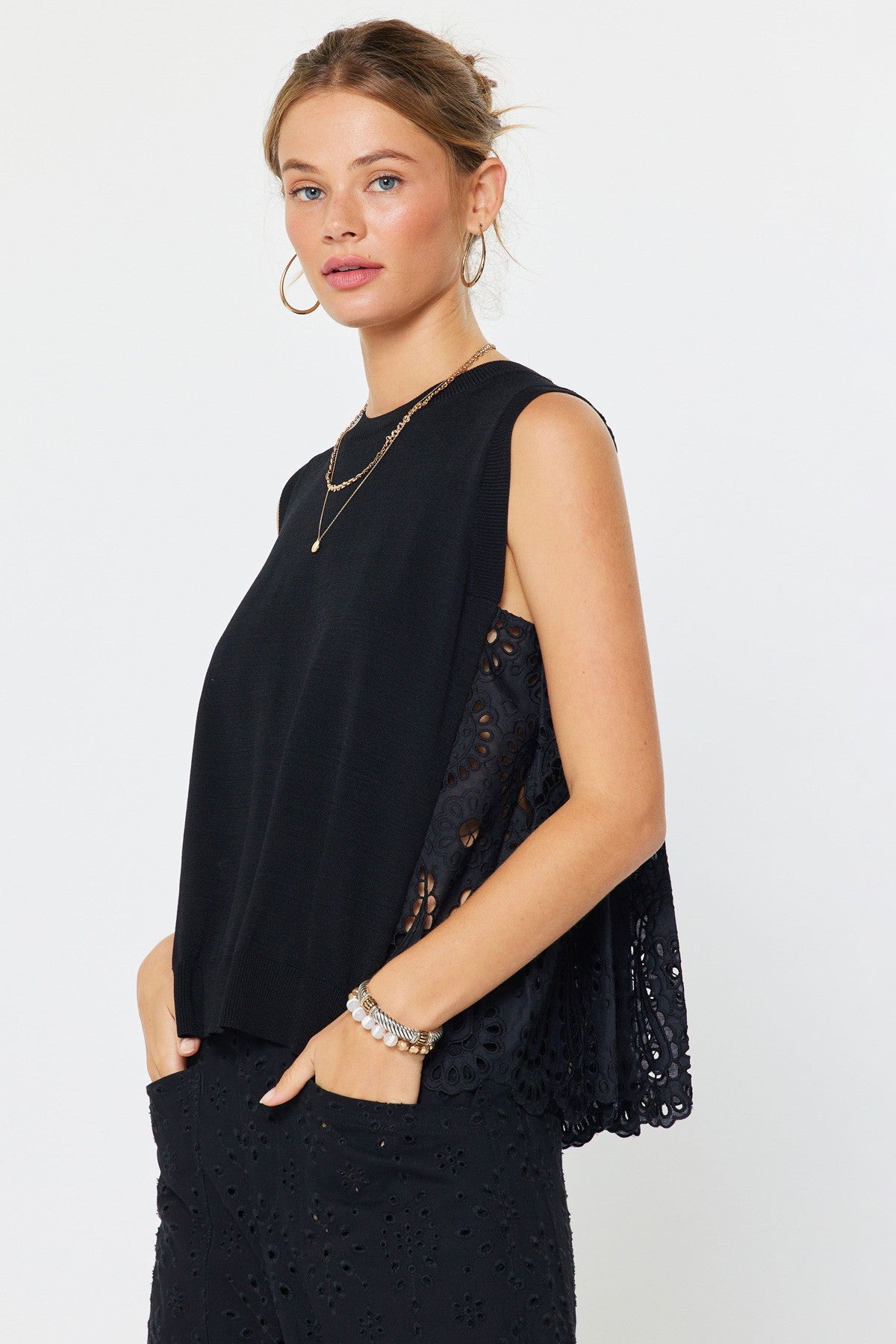 NYLAND Everley Sleeveless Sweater w/ Pleated Eyelet Back