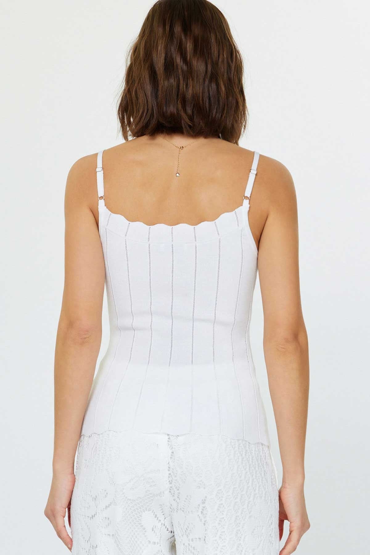 NYLAND Rhea Scalloped Scoopneck Tank Top