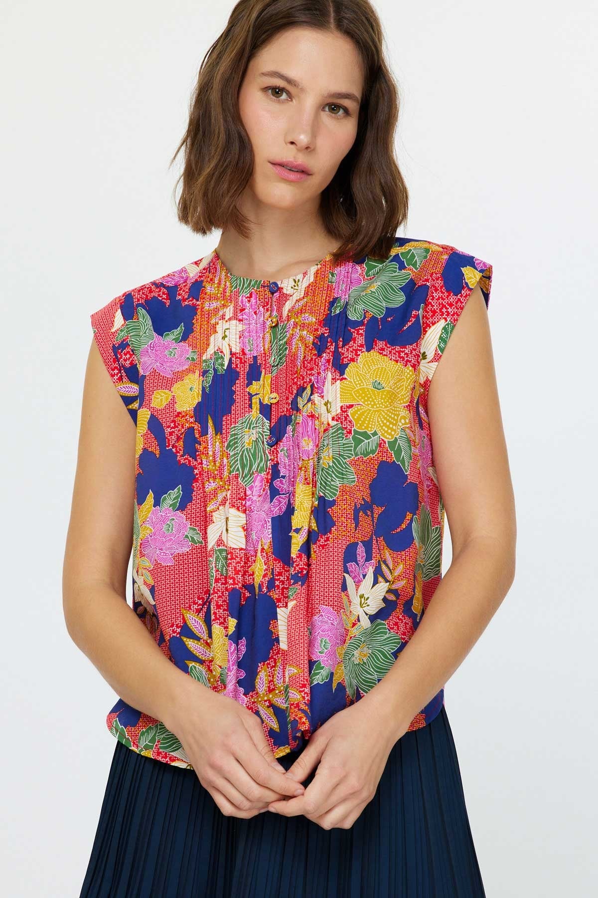 Gild Darcy Floral Printed Button Front Top