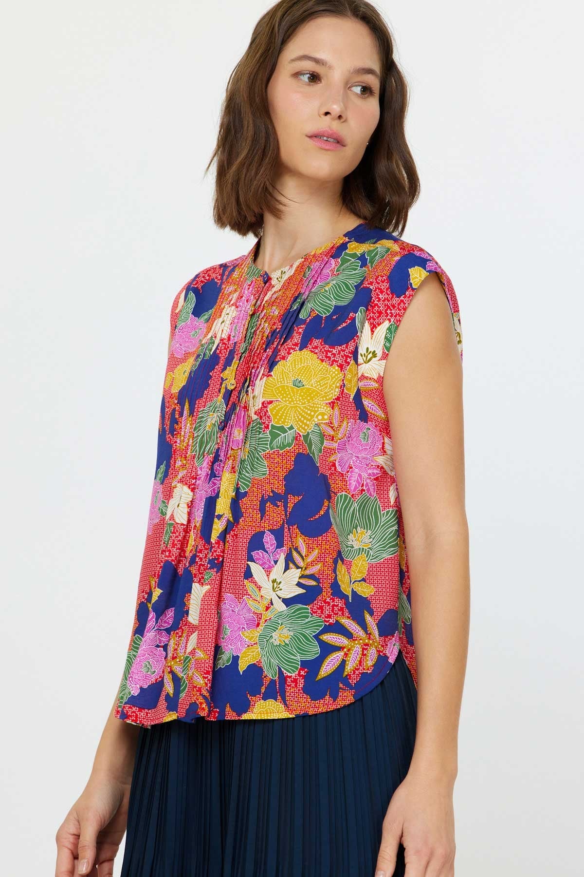 Gild Darcy Floral Printed Button Front Top