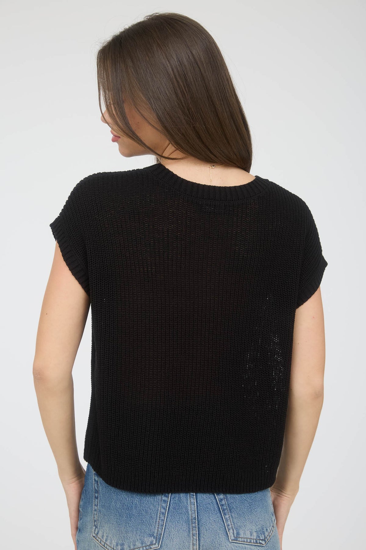 Gild Morgana Crew Neck Short Sleeve Crochet Knit Pullover