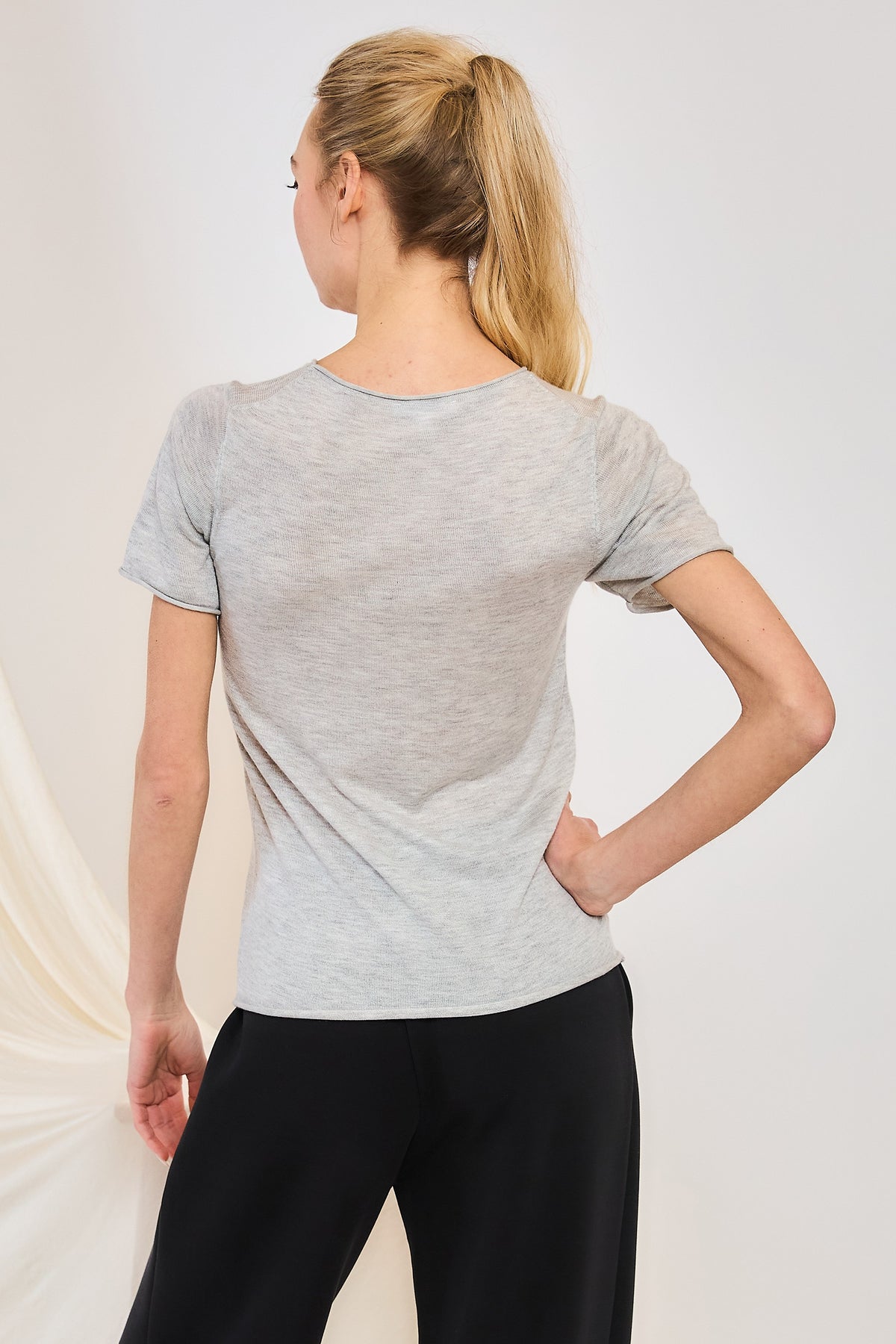 NYLAND Isa Classic Round Neck Knit Tee
