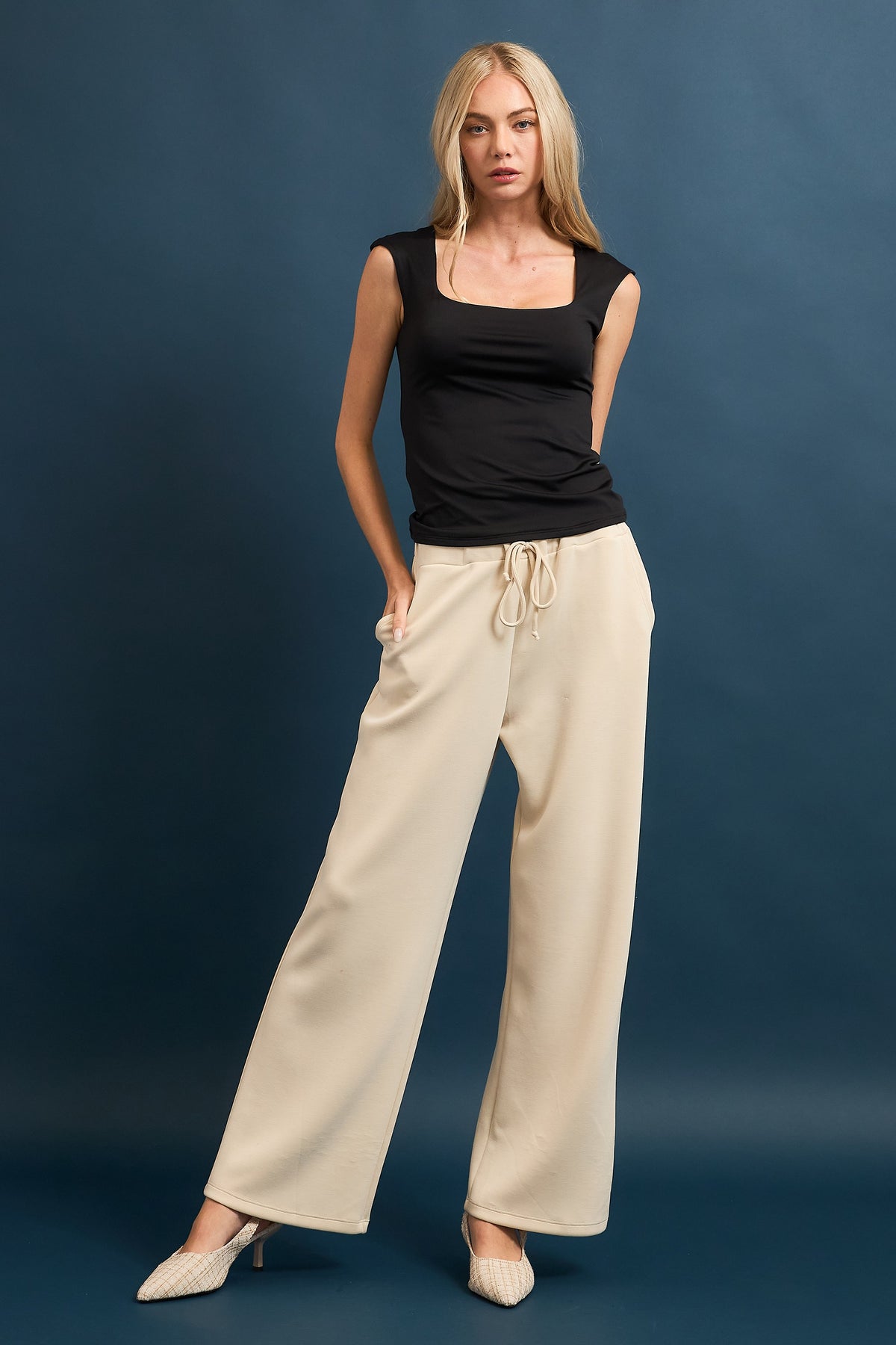 DEON Square Neck Tee