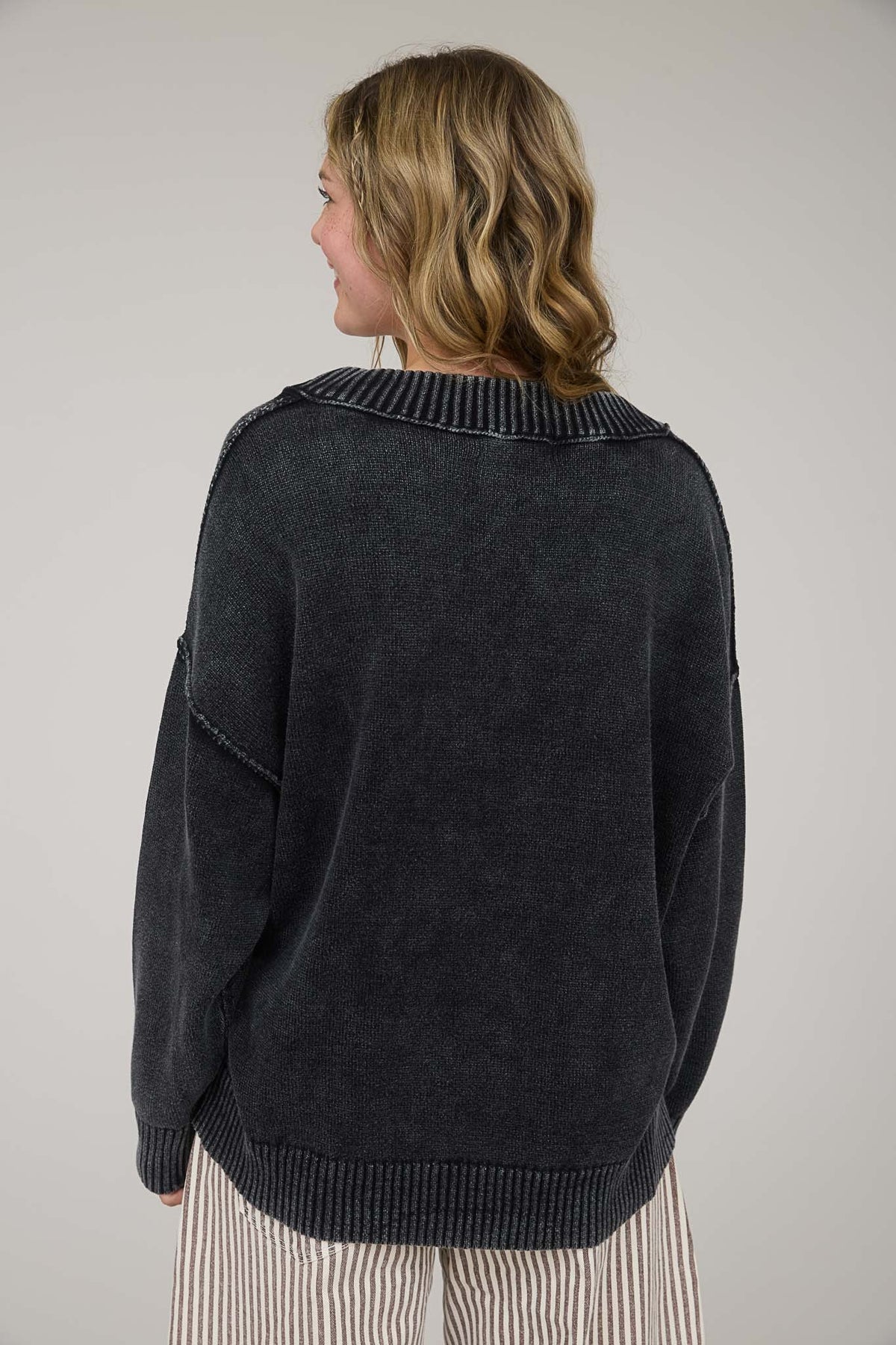NYLAND Lavena Washed V Neck Long Sleeve Oversized Knit Sweater