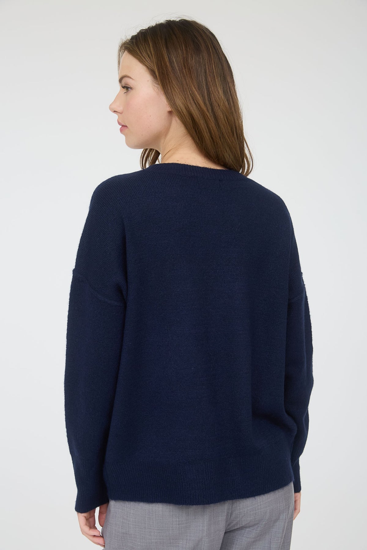 NYLAND Lilietta Solid Crewneck Front Seam Knit Sweater