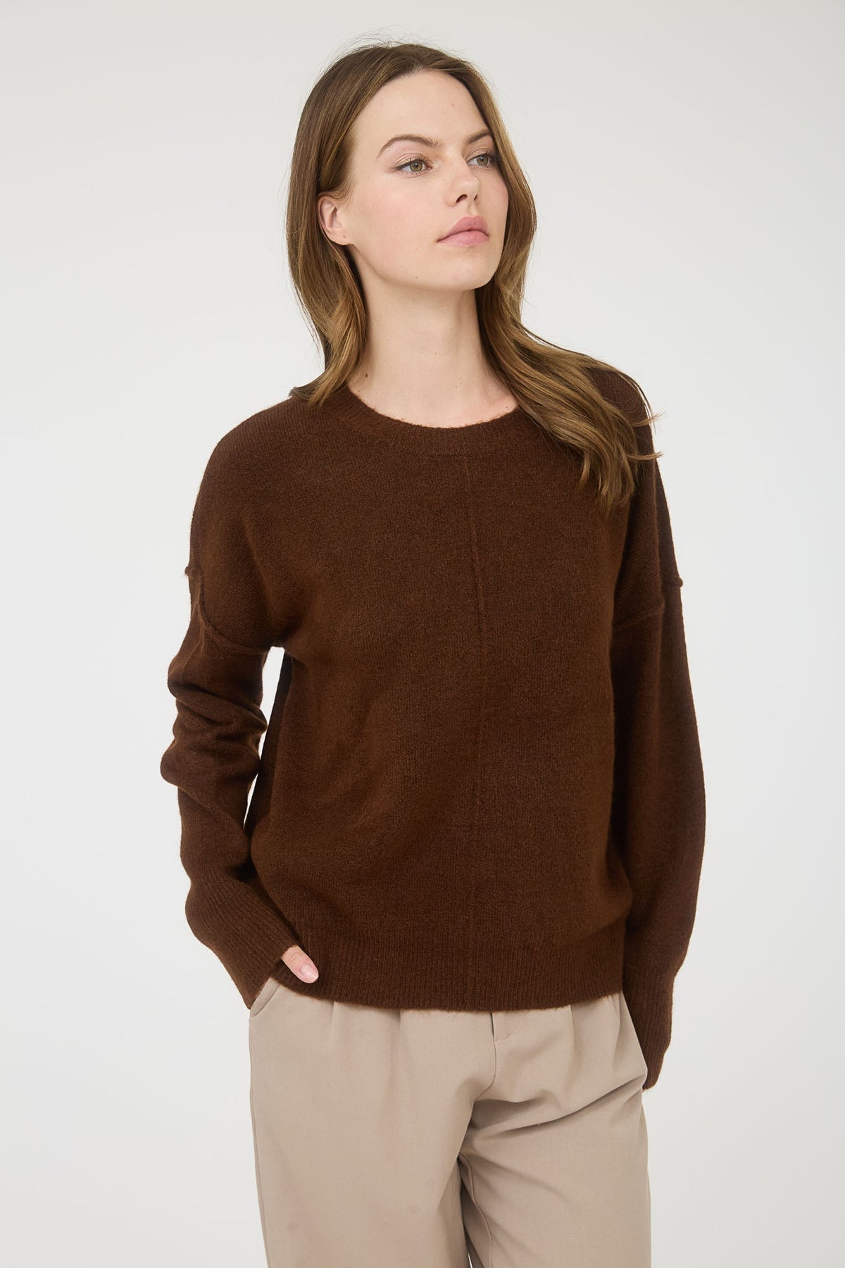 NYLAND Lilietta Solid Crewneck Front Seam Knit Sweater Brown

