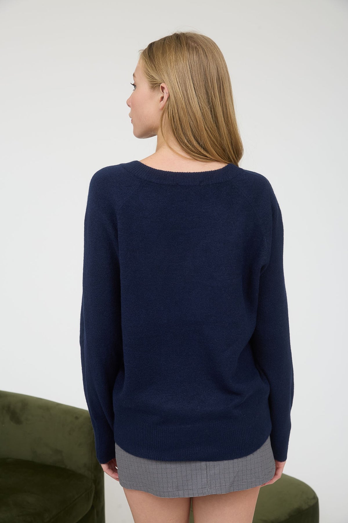 NYLAND Lobelie V-Neck Long Sleeve Knit Pullover Sweater