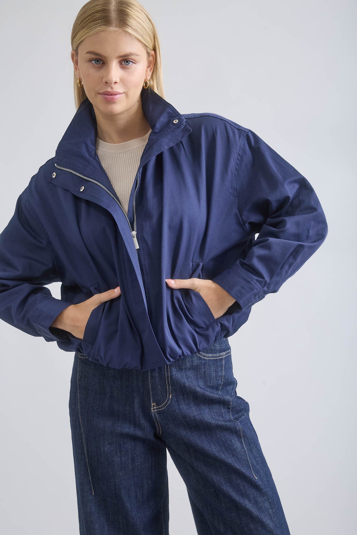 Nyland Ferelith Zip-up Mock Neck Elastic Hem Jacket in Navy