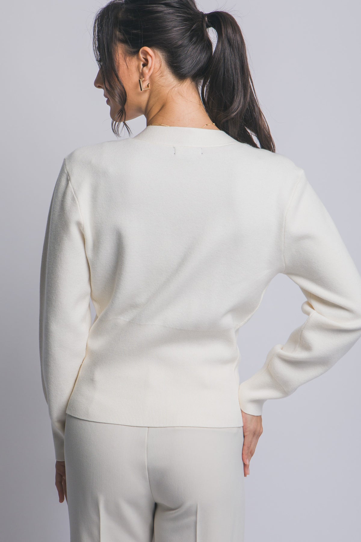 DEON V-Neck Cardigan Sweater