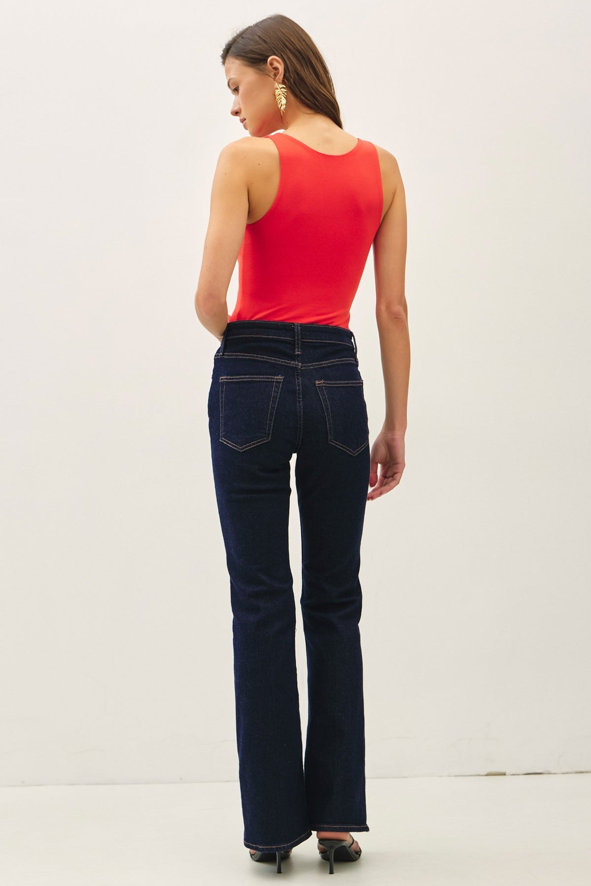 NYLAND Lazarie Basic Full Length V-Neck Tank