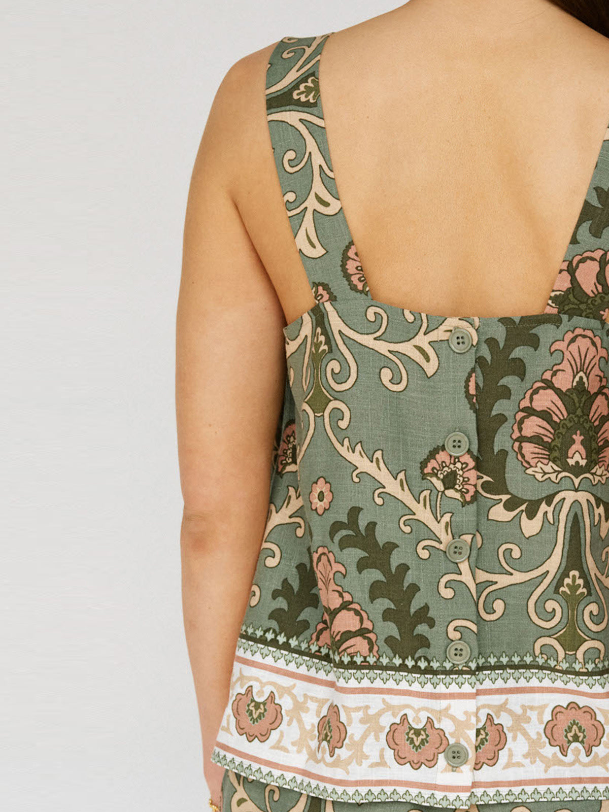 Sanctuary Button Back Cami in Mezza Sage