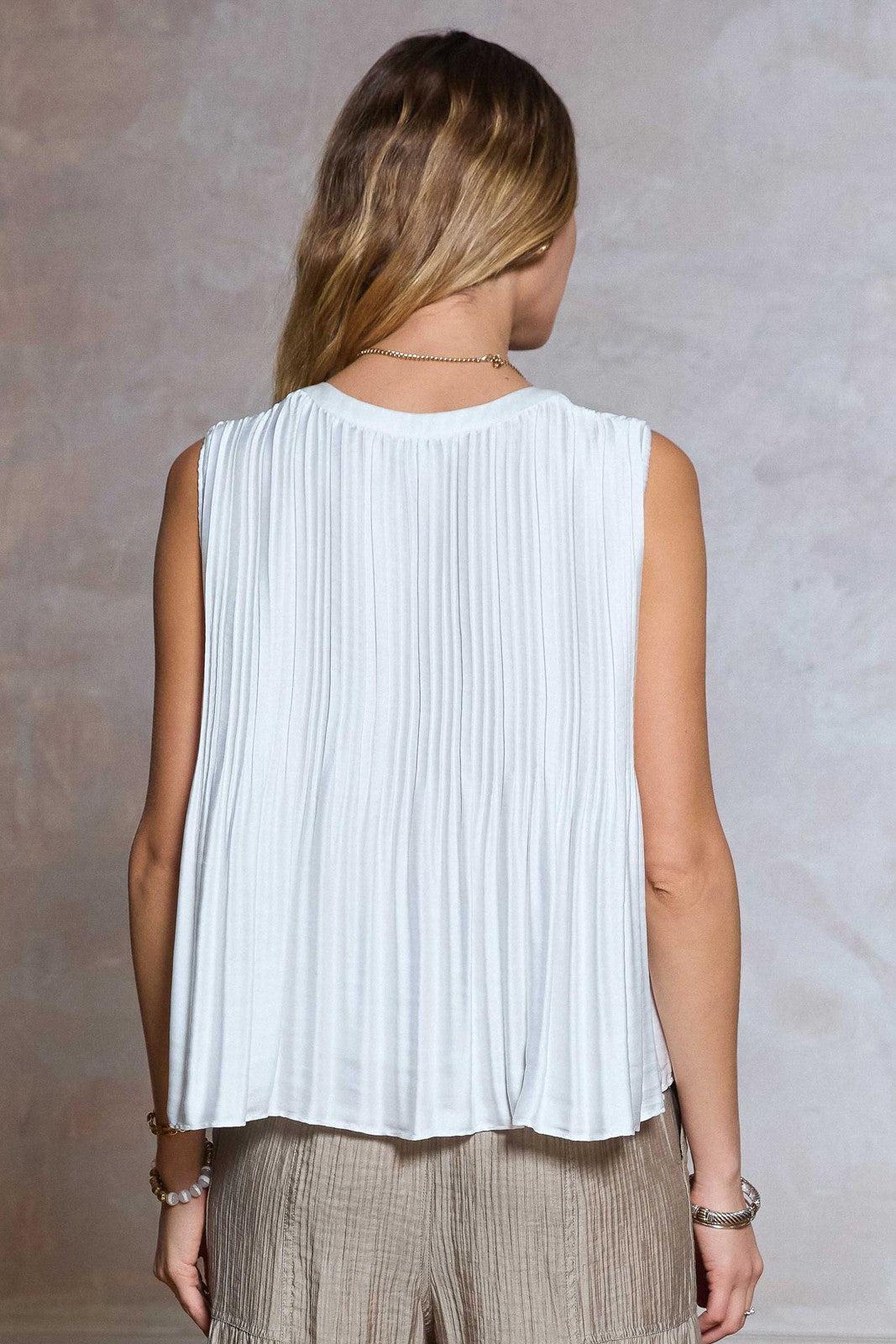 NYLAND Mercedes Pleated Sleeveless Cropped Top