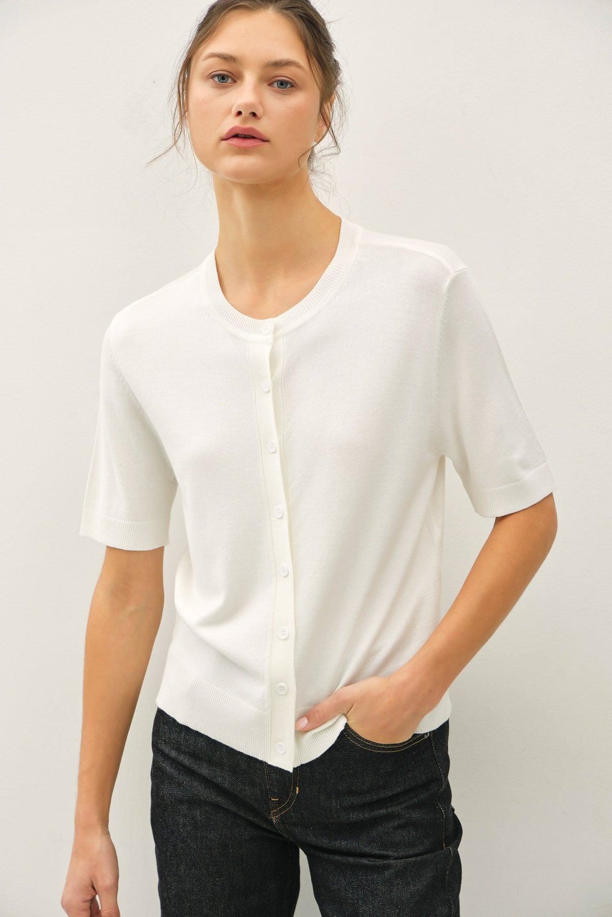 NYLAND Keturah Basic Crew Neck Short Sleeve Cardigan Off White