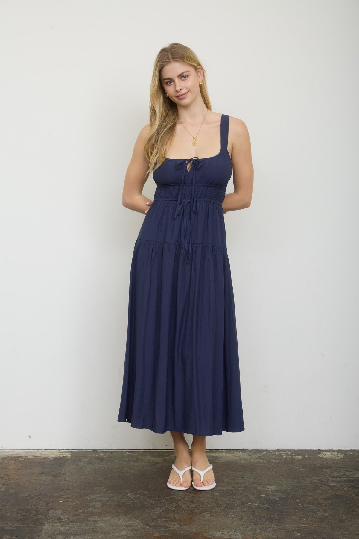 Nyland Wrenley Floral Tile Pattern Scalloped Tie Strap Midi Dress Navy