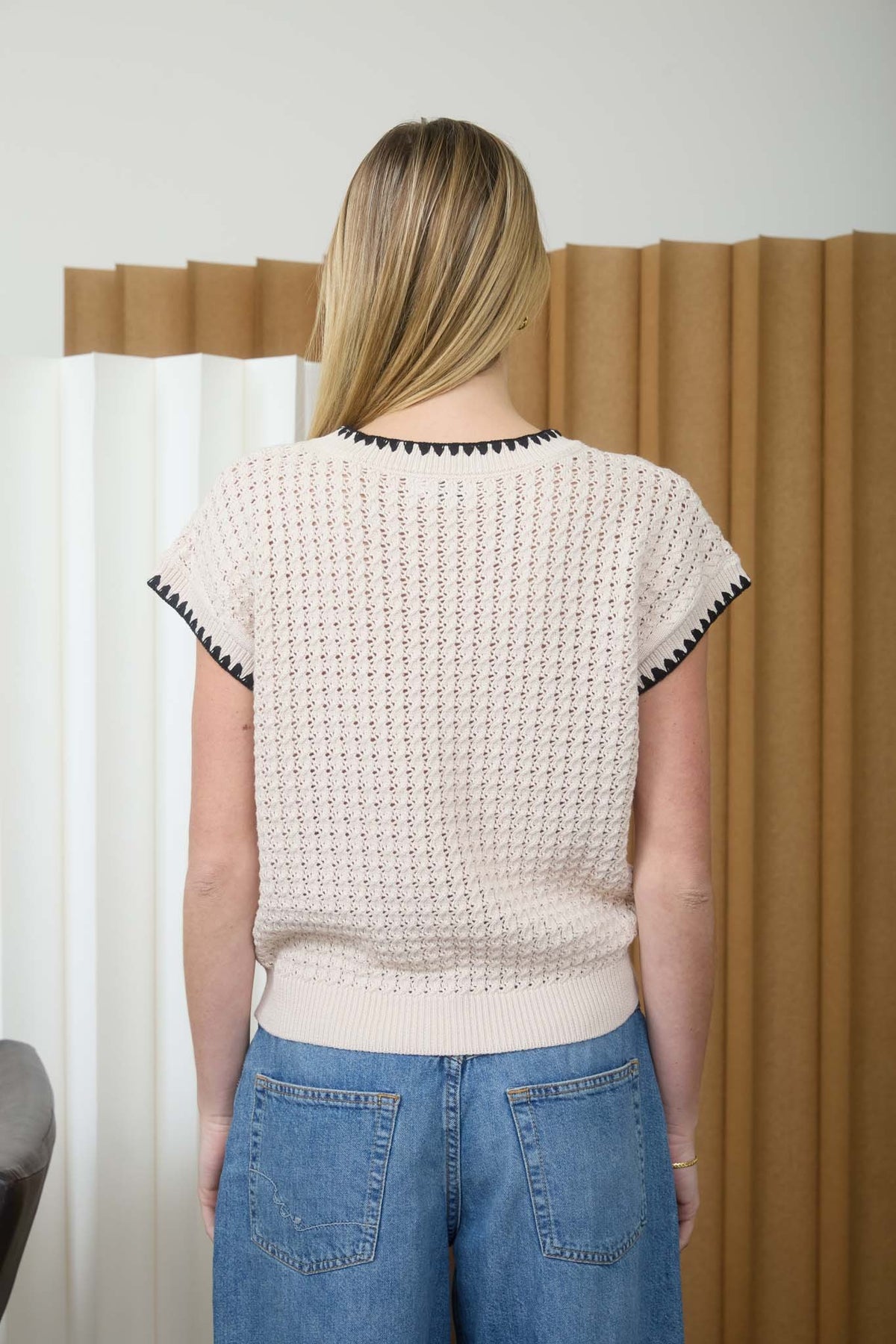 NYLAND Margot Textured Knit Contrast Trim Short Sleeve Sweater
