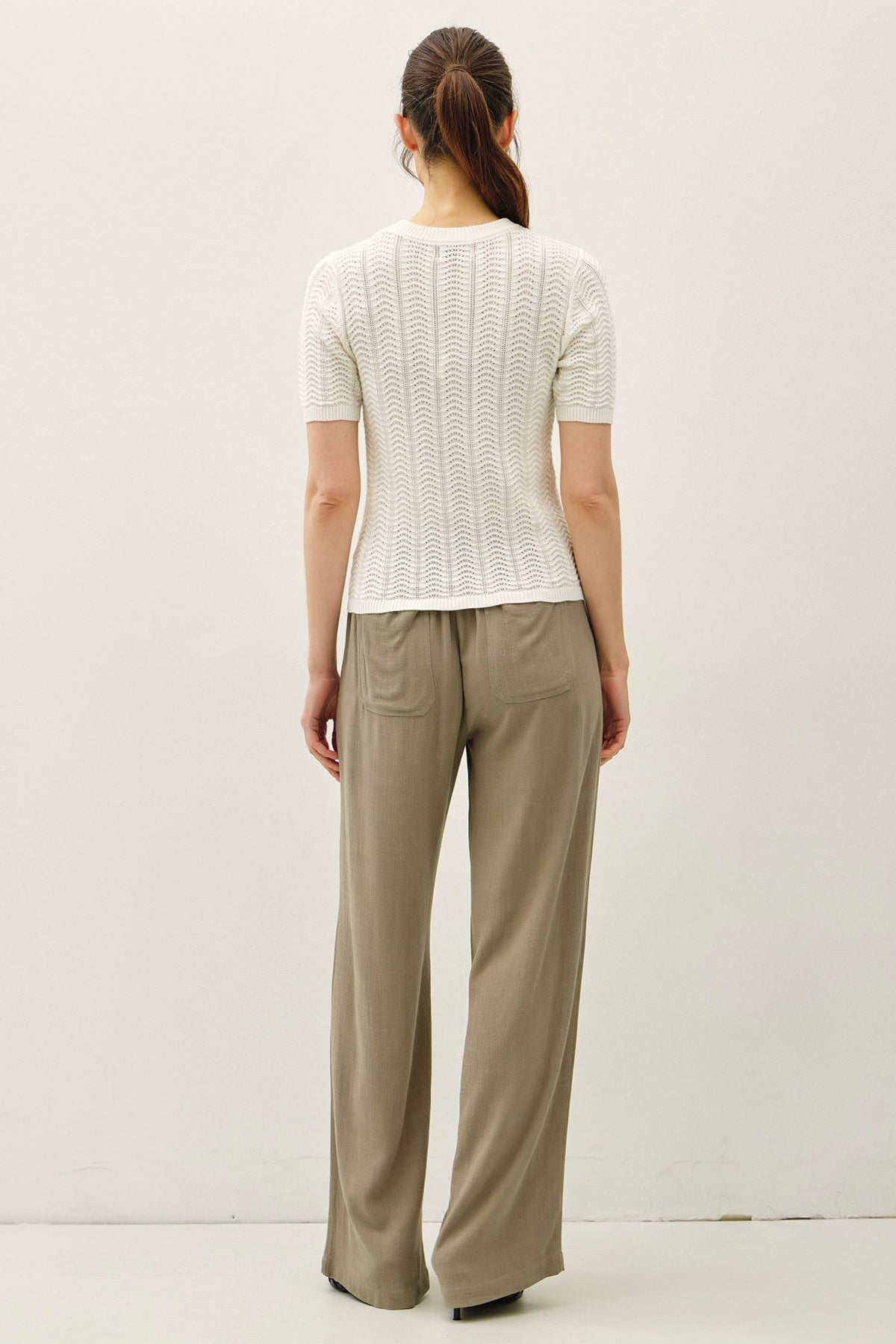 DEON Light Textured Knit Top