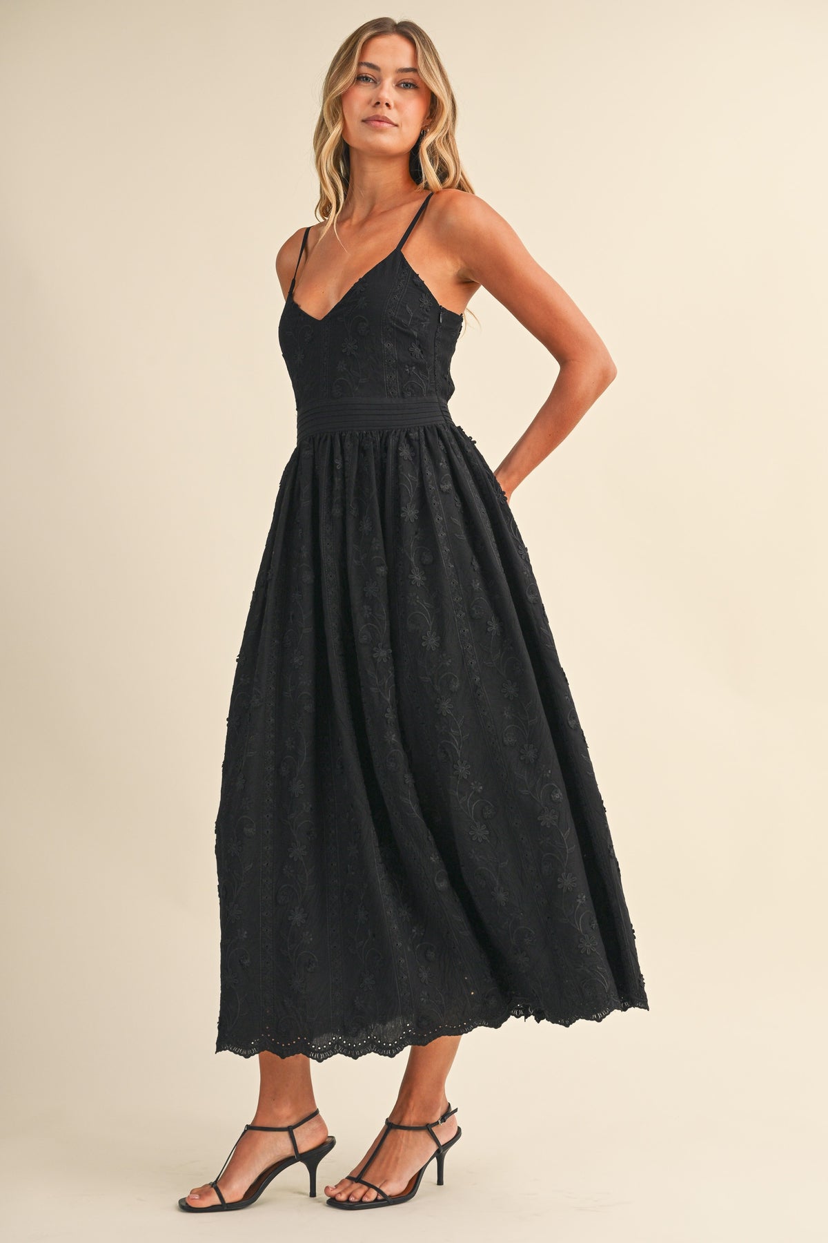 DEON Lace Midi Dress