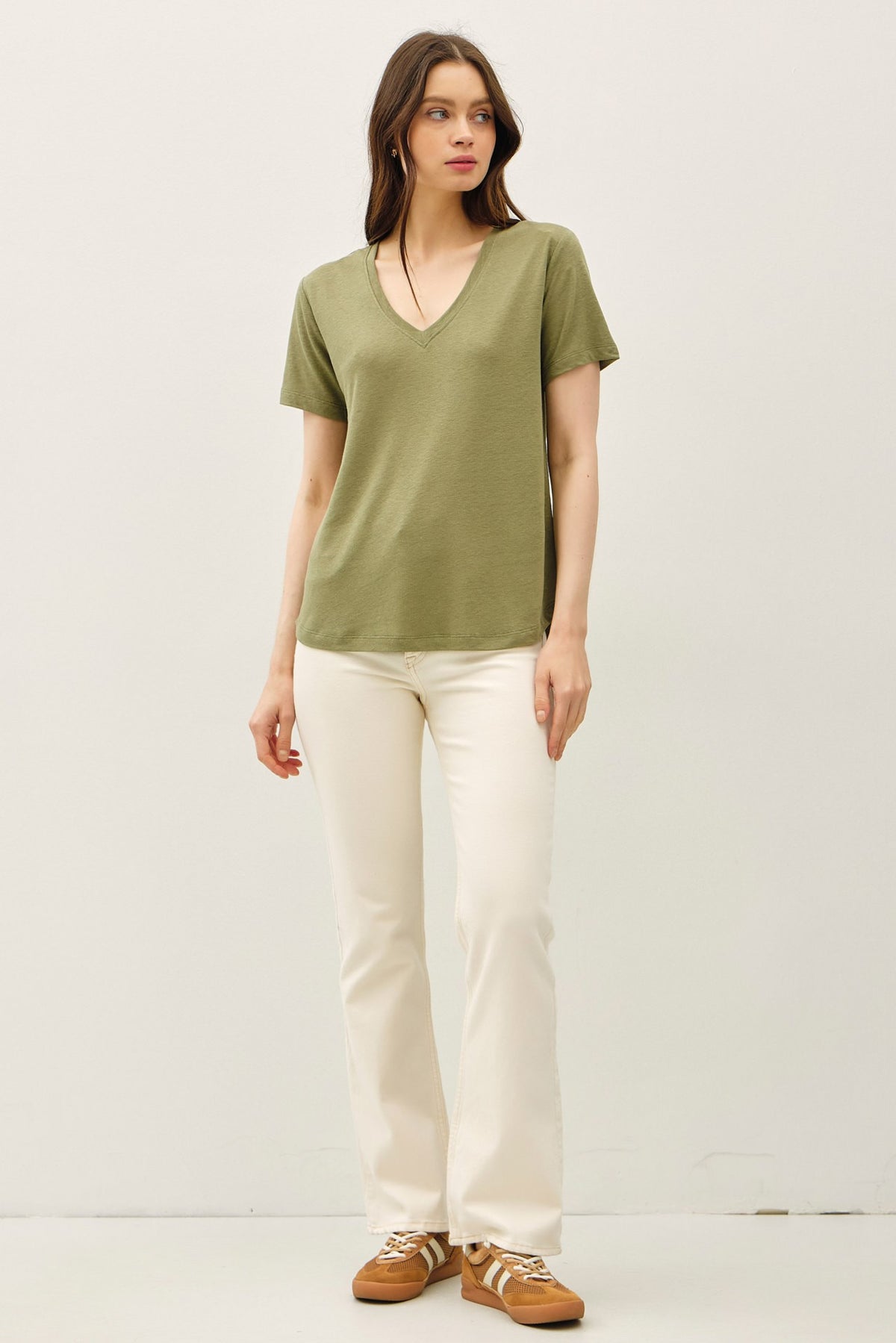 NYLAND Teodora Linen Basic V-neck Short Sleeve Tee