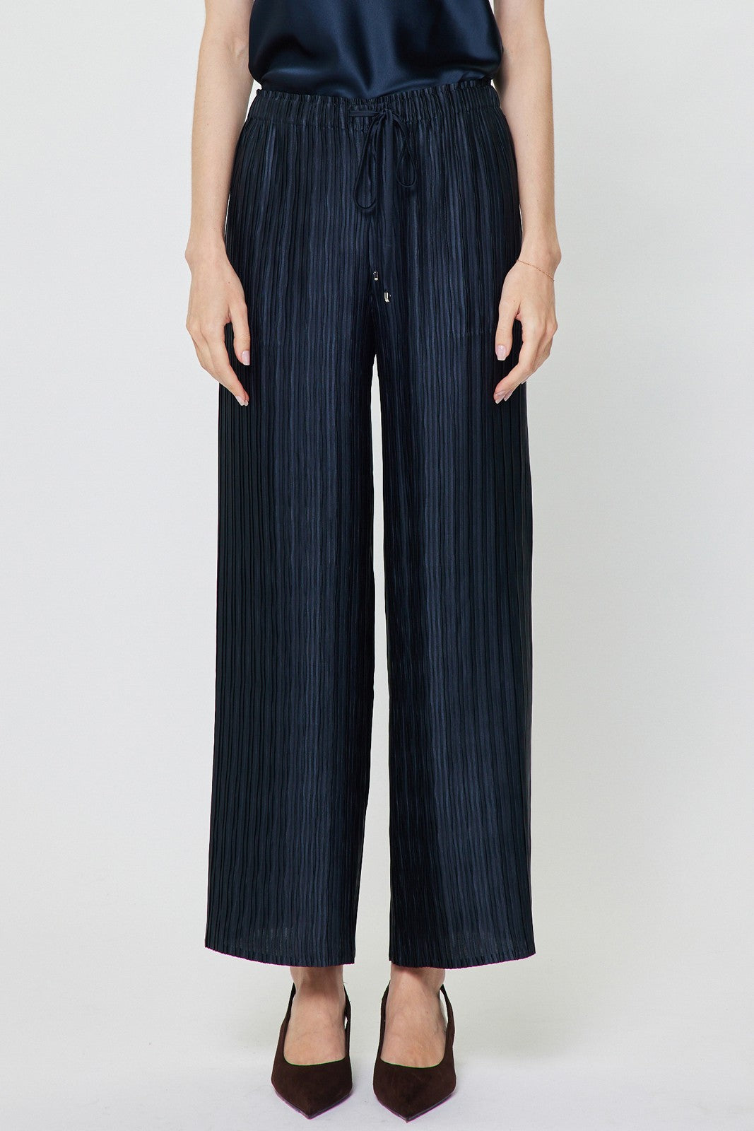 DEON Effortless Pleated Pull-On Pants Navy