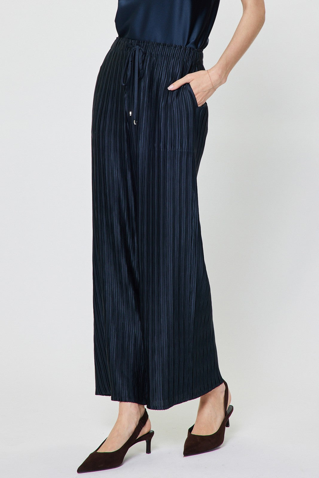 DEON Effortless Pleated Pull-On Pants Navy