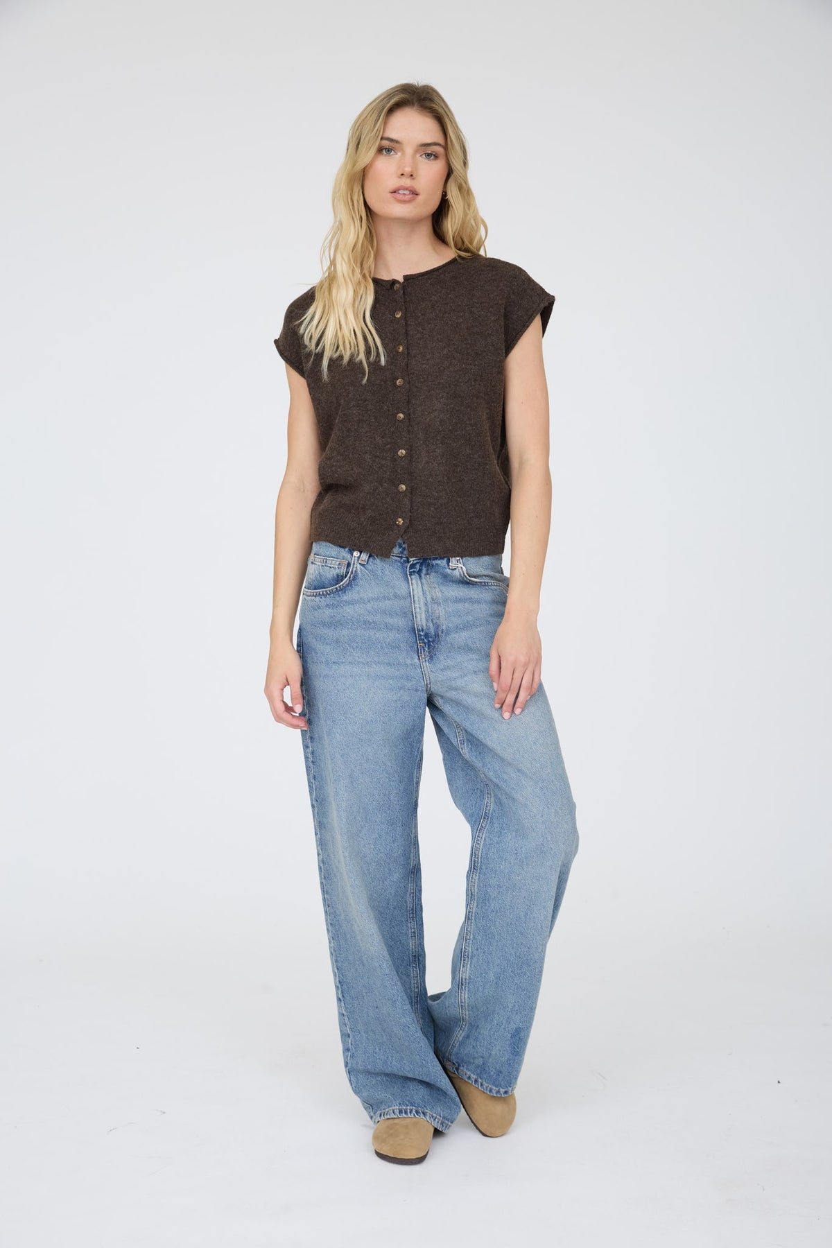 NYLAND Alianna Raw Edge Sleeveless Lightweight Cardigan