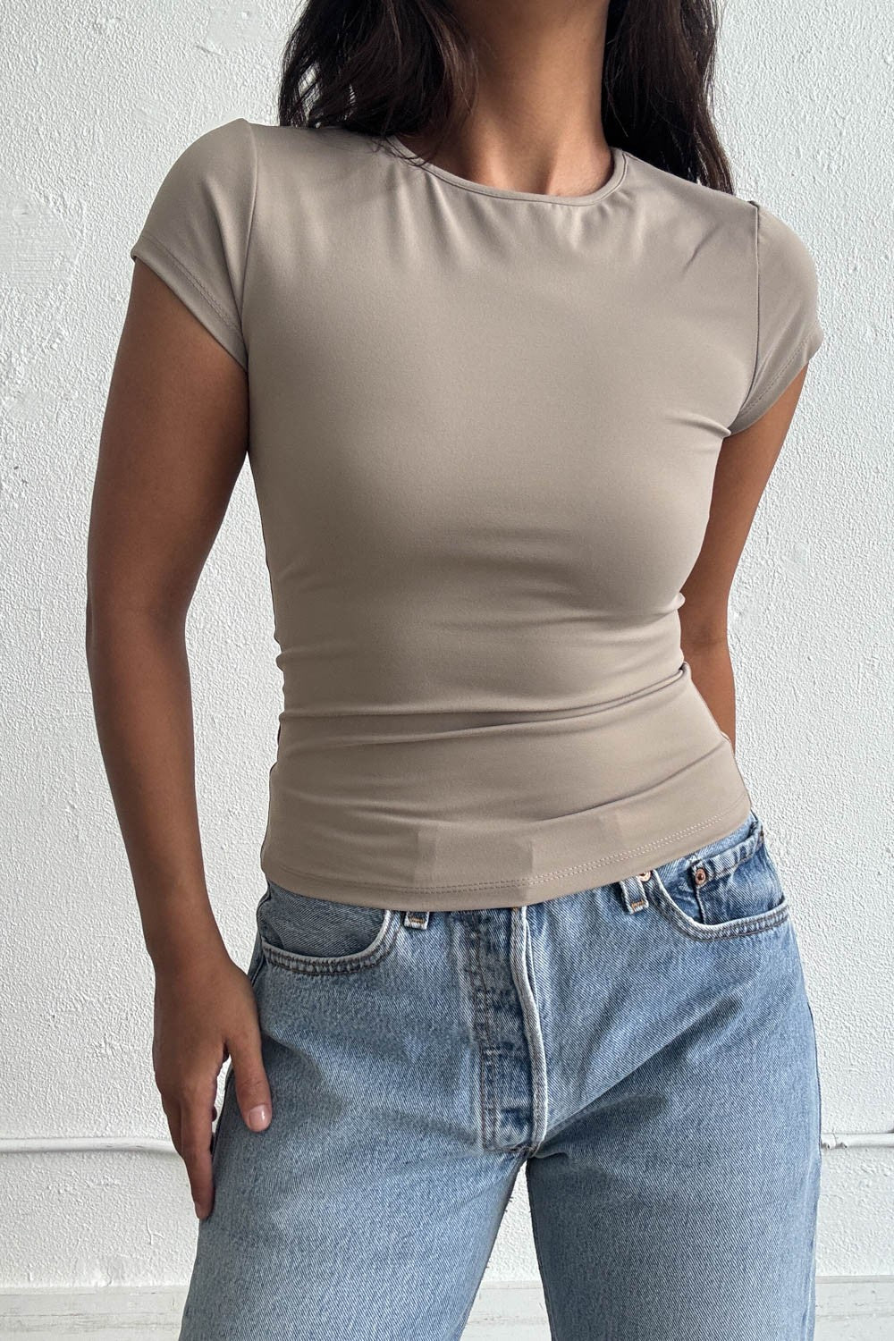 DEON Crewneck Cap Sleeves T-shirt