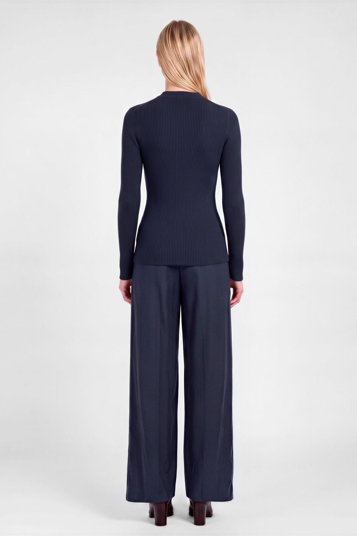 NYLAND Evalina Ribbed Knit Scallop-Neck Top