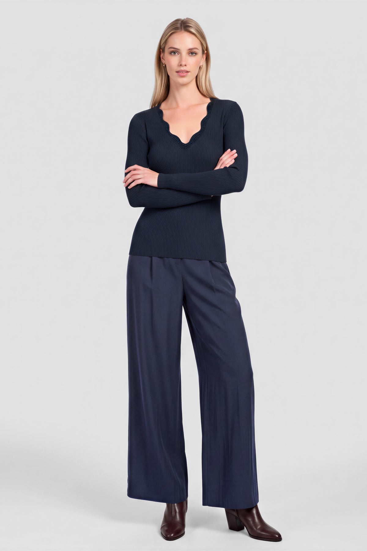 NYLAND Evalina Ribbed Knit Scallop-Neck Top