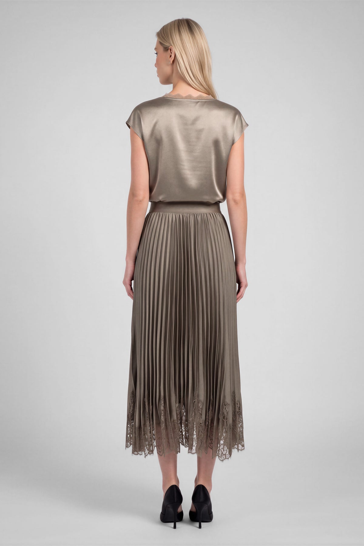 NYLAND Milani Lace Hem Pleated Satin Midi Skirt