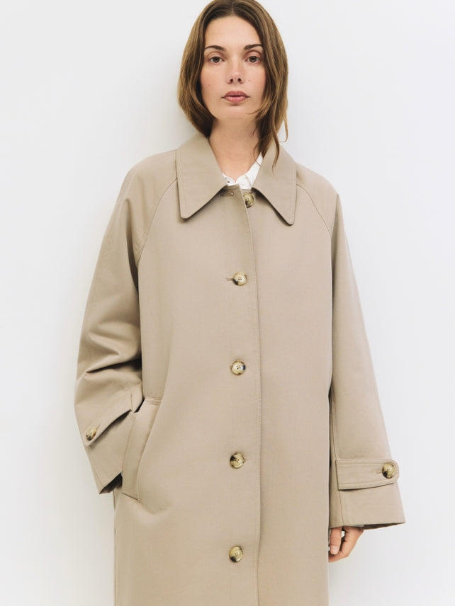 MOD REF The Serena Coat | Pointed Collar Trench