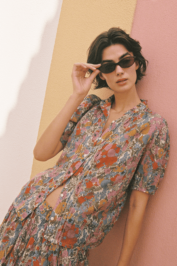 Birds of Paradis by Trovata Mira Blouse in Delicate Tilia