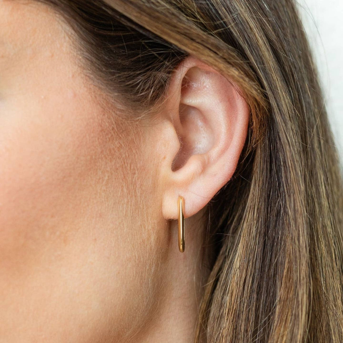 Splendid Iris Oblong Huggies