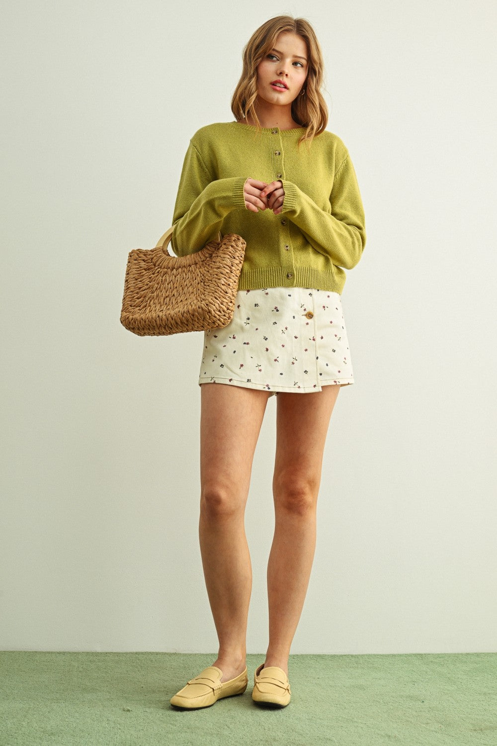 DEON Essential Round Neck Cardigan Pistachio
