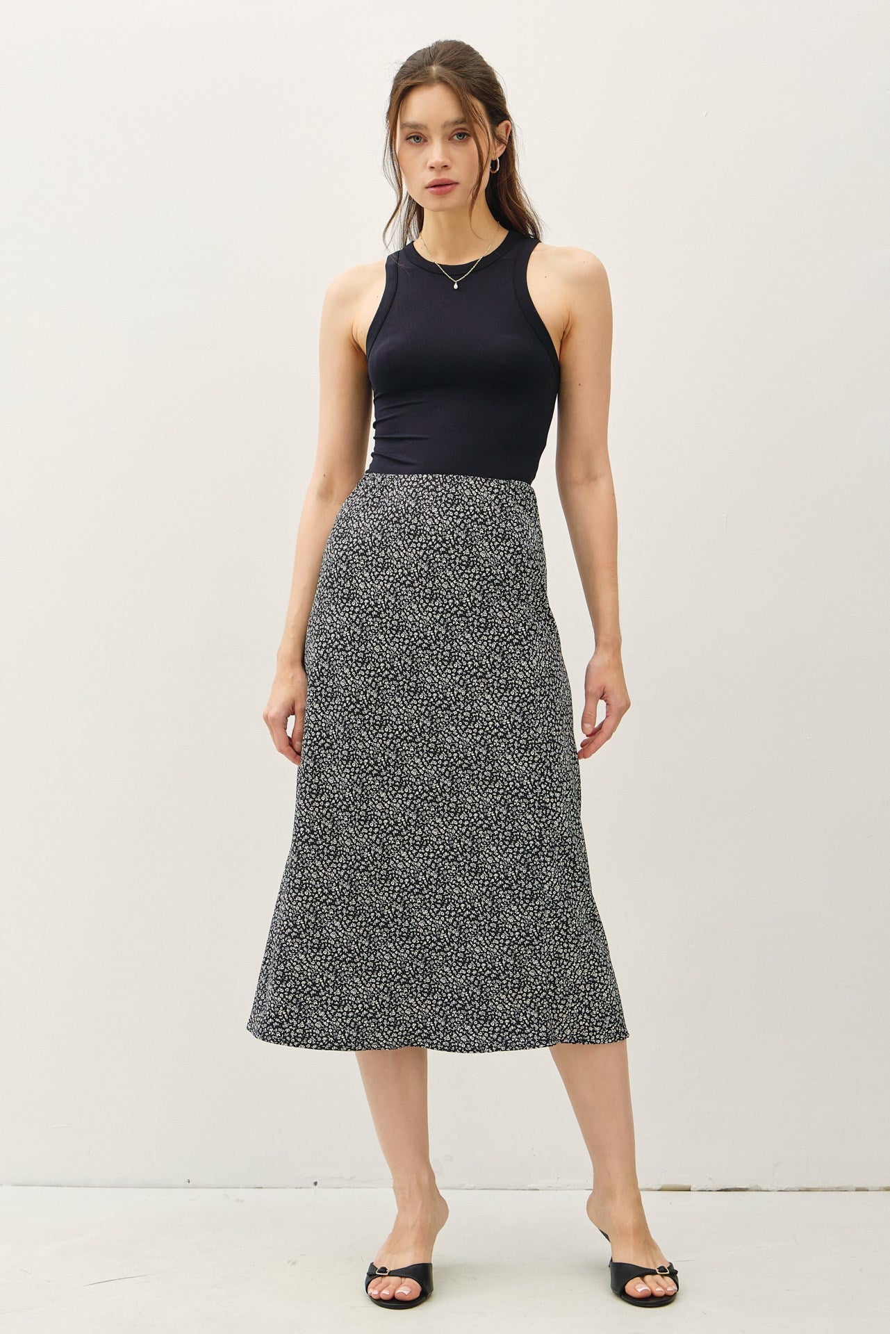 NYLAND Pisa Print Midi Skirt w/ Elastic Waistband Black