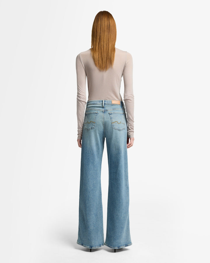 7 For All Mankind LOTTA in Amuse Me