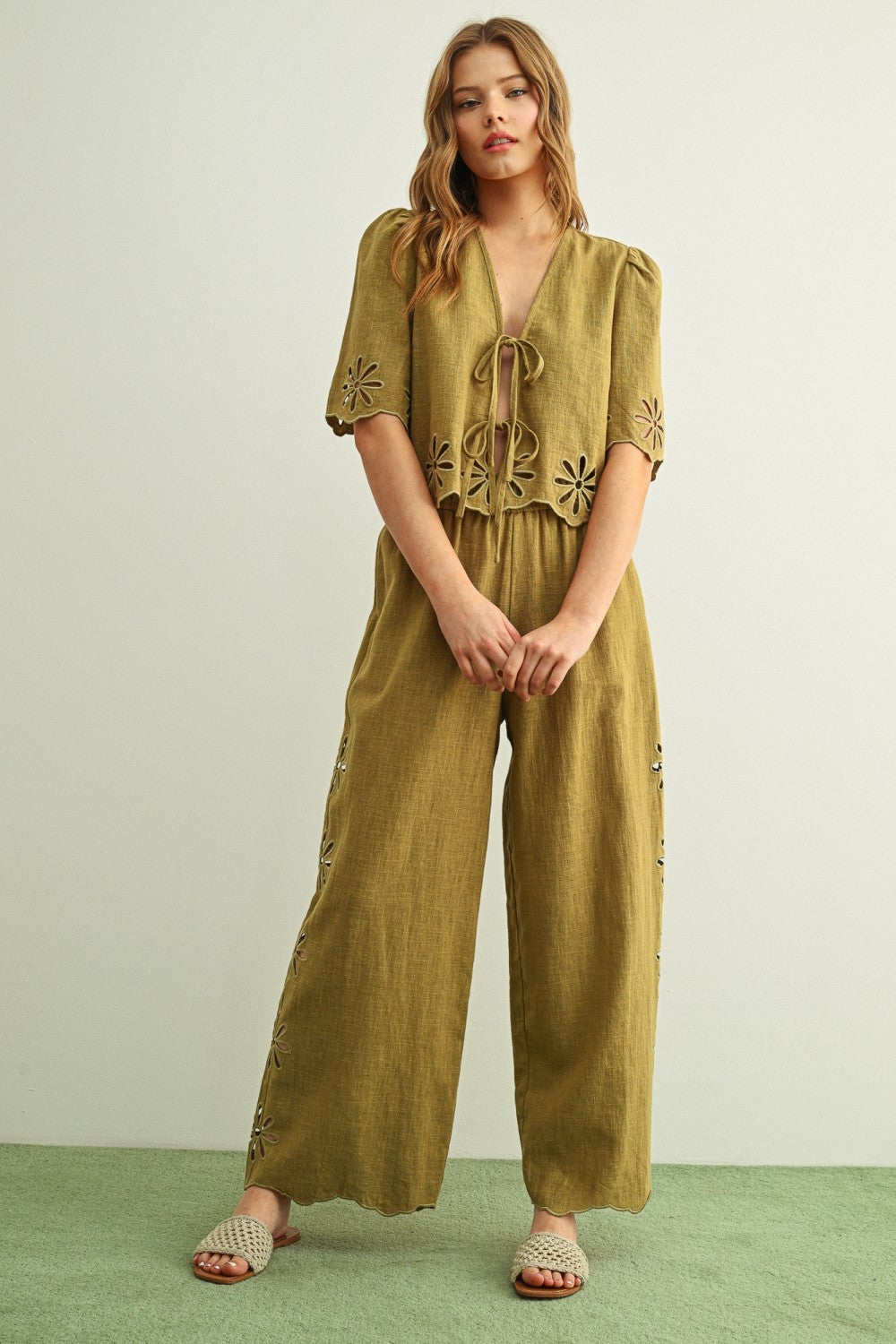 DEON Scalloped Easy Tie Front Top