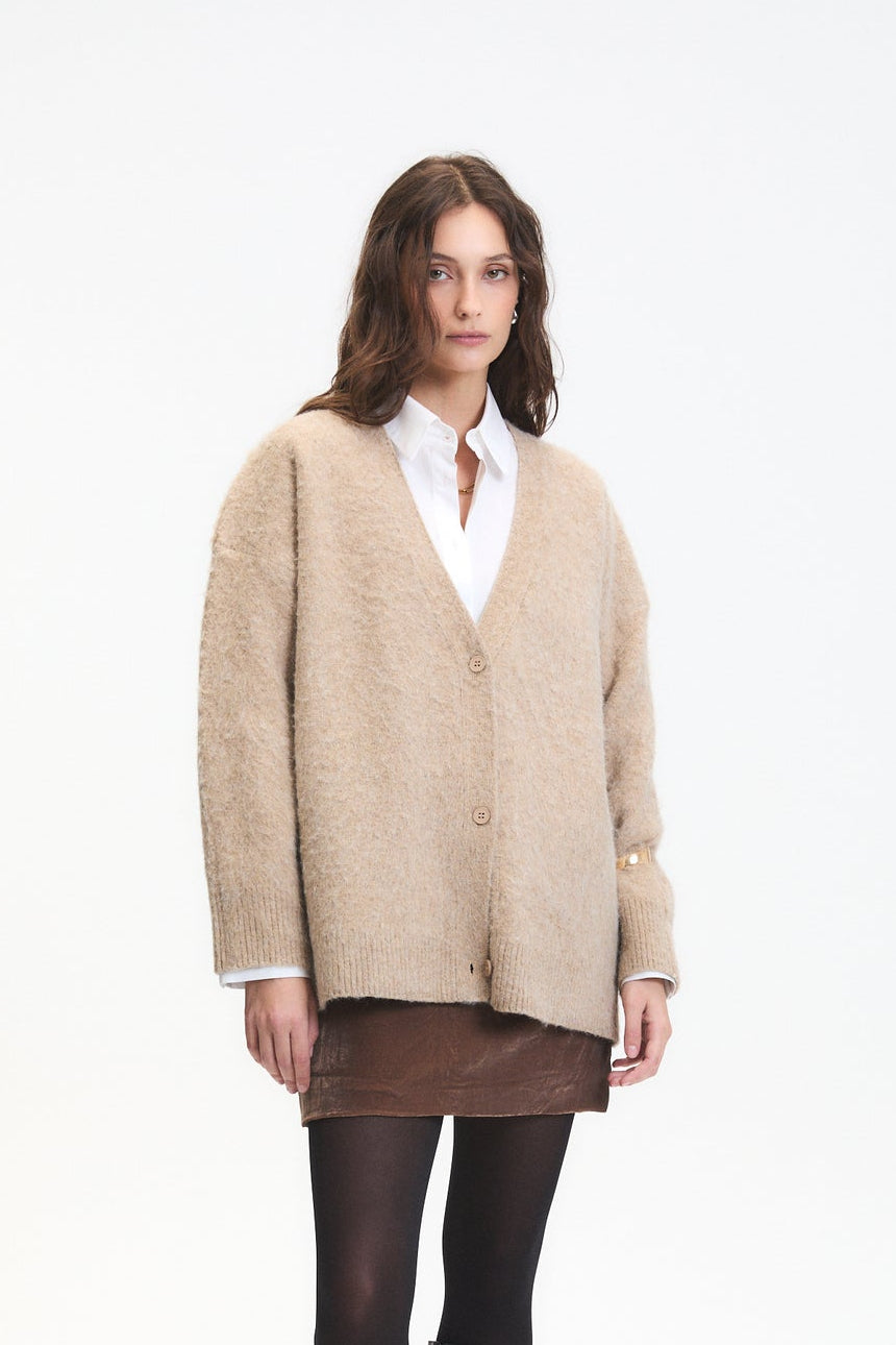 DELUC Easton Cardigan in Beige