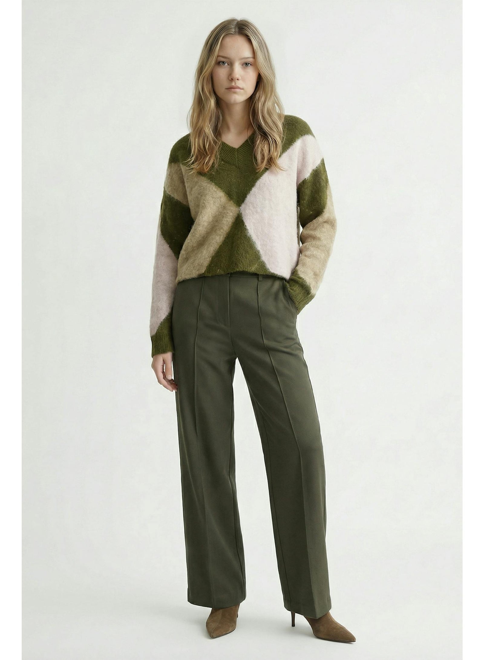 DELUC Micah Sweater Dark Olive Lilac