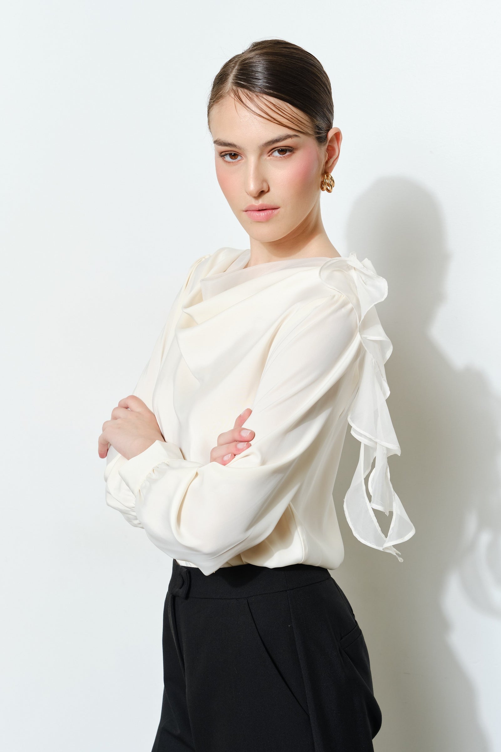 DEON Elegant White L/S Blouse