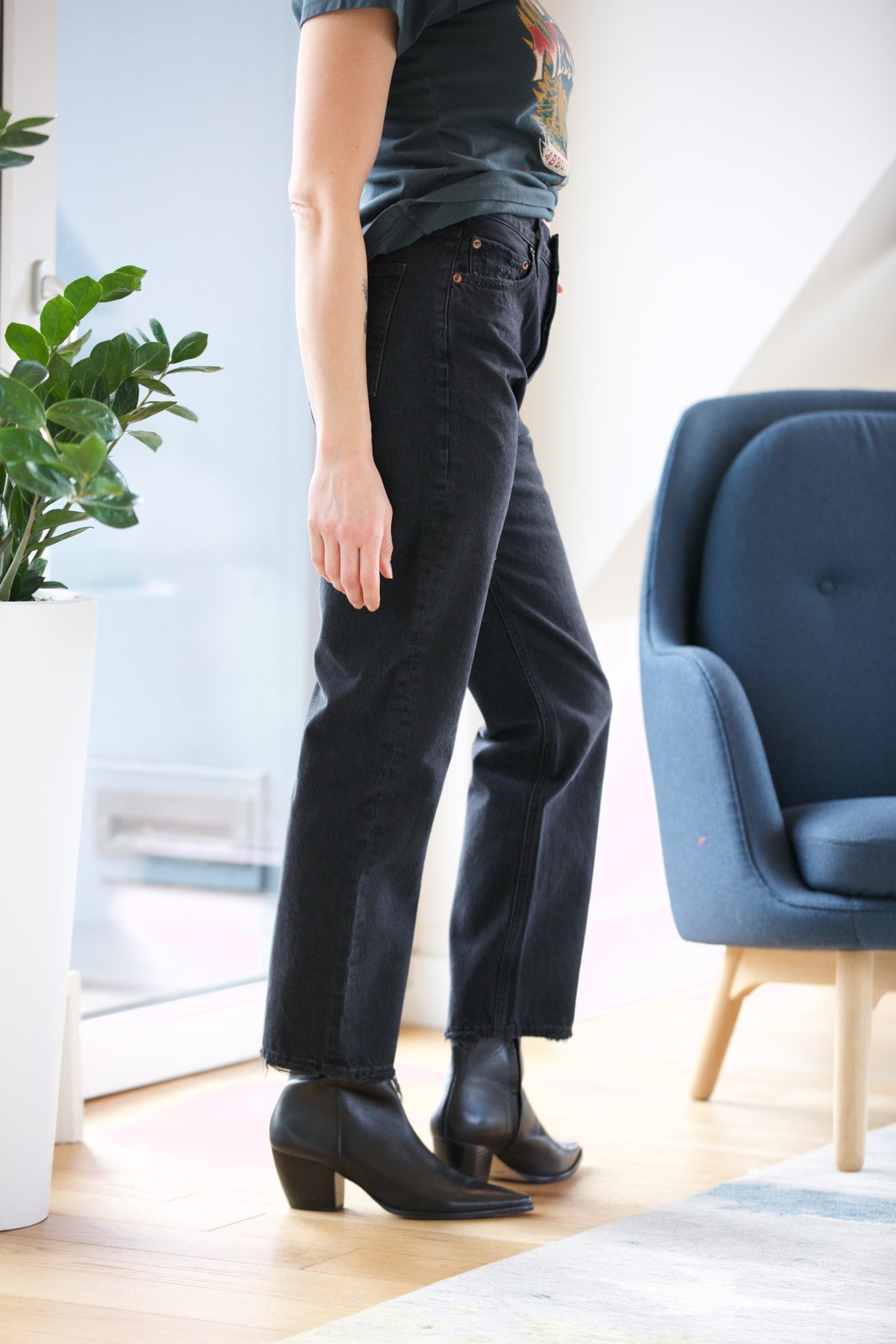 AGOLDE 90's Mid Rise Straight in Tar