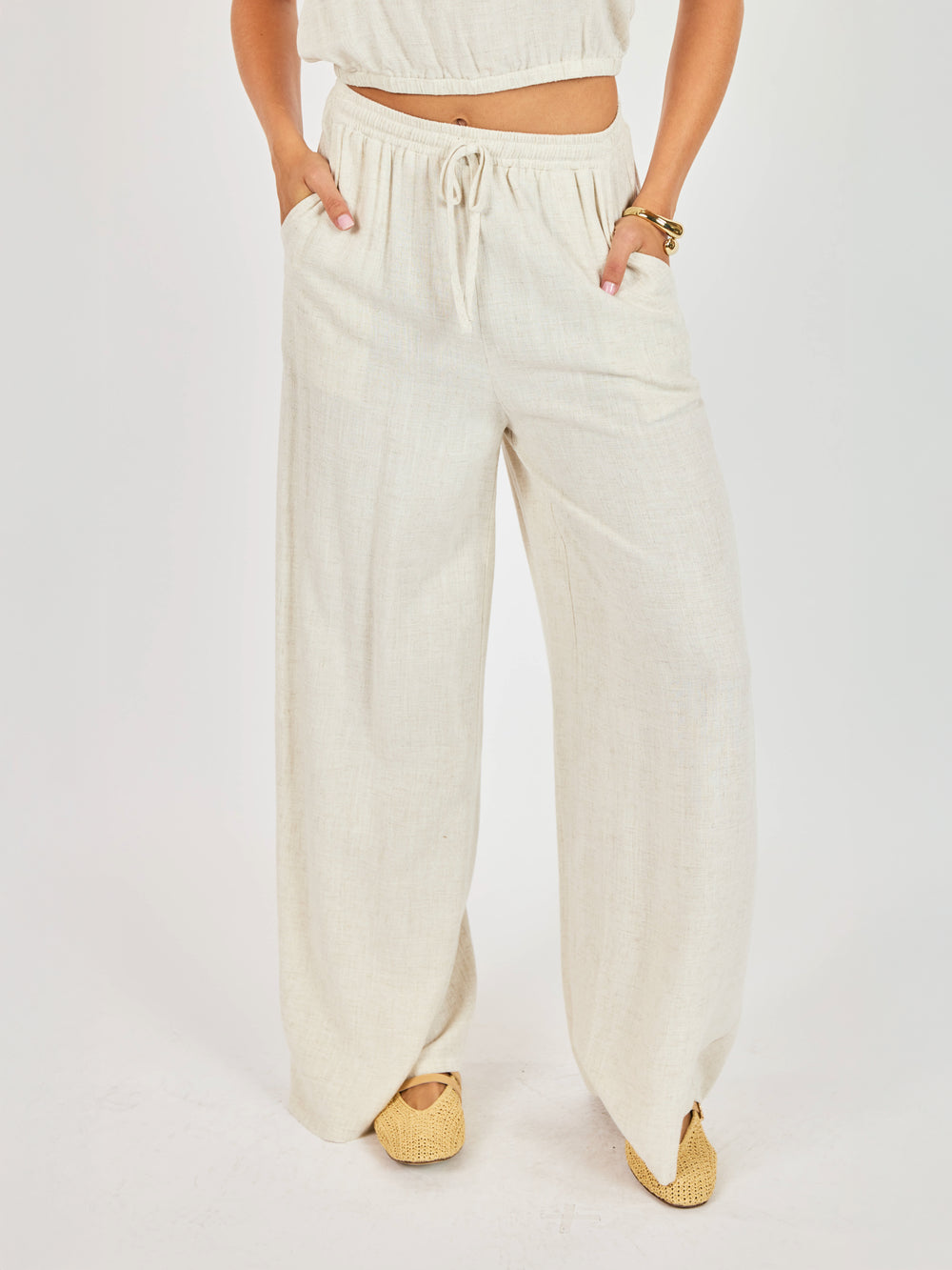 Sadie & Sage Sugarloaf Elastic Waist Pants in Oatmeal