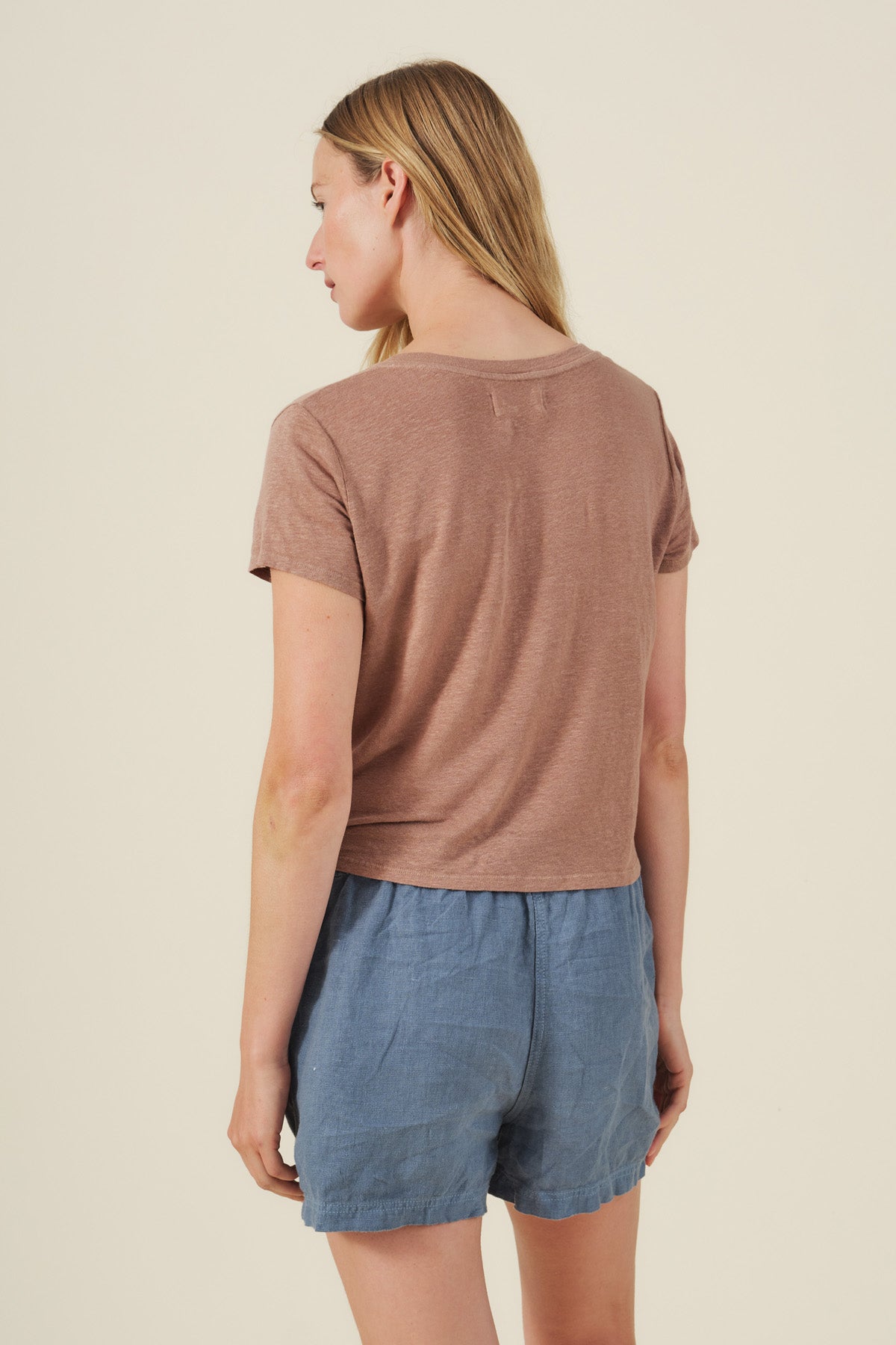 Velvet by Graham &amp; Spencer Amber V-Neck Tee